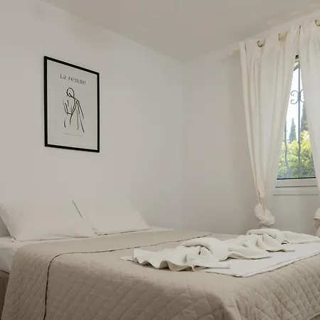 بيت للعطل Zeusplace Seaside Private And Parking بلاكا ليتوشورو