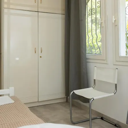 בית נופש Zeusplace Seaside Private And Parking פלאקה ליטוחורו