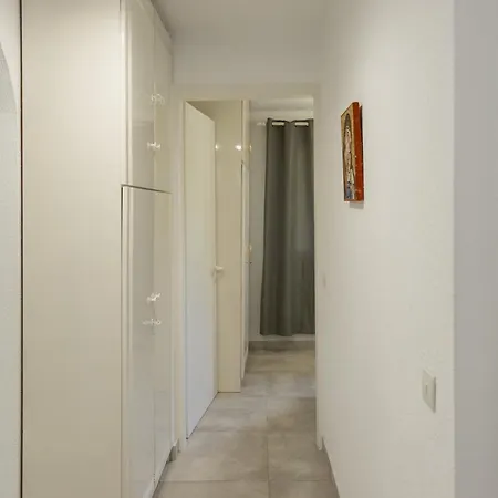 Zeusplace Seaside Private And Parking بيت للعطل *